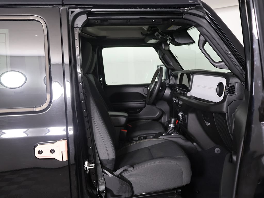 Used 2024 Jeep Wrangler Unlimited Sport AWD/4WD image 28
