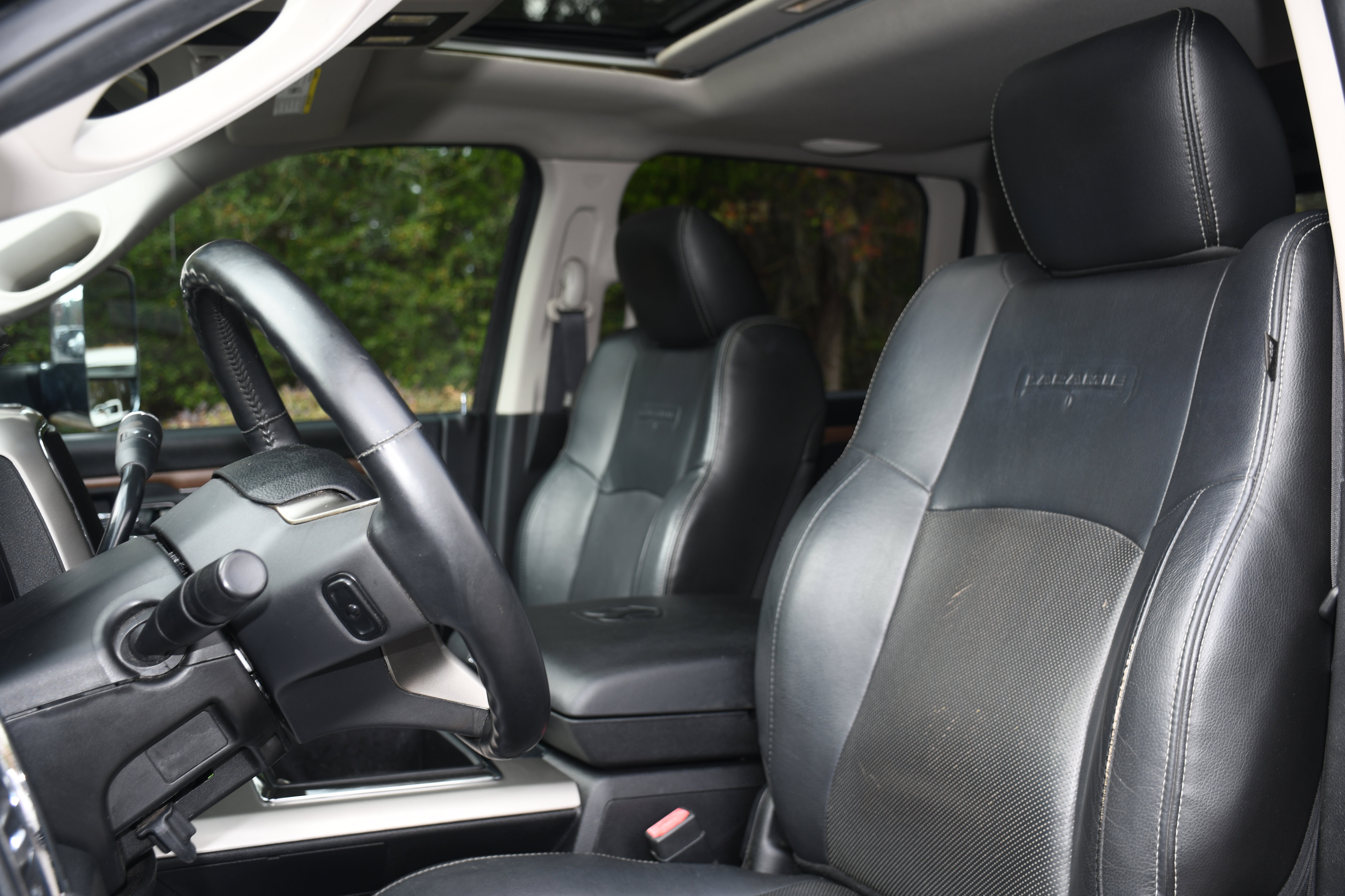 Used 2015 RAM 2500 Laramie image 12