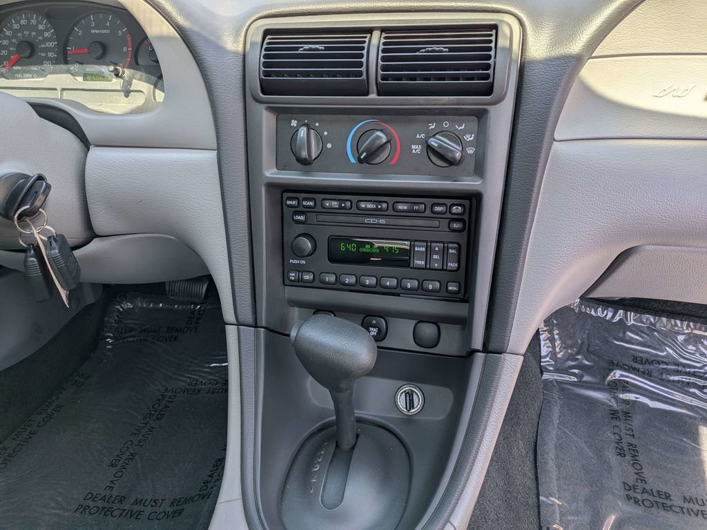 Used 2003 Ford Mustang Coupe image 16