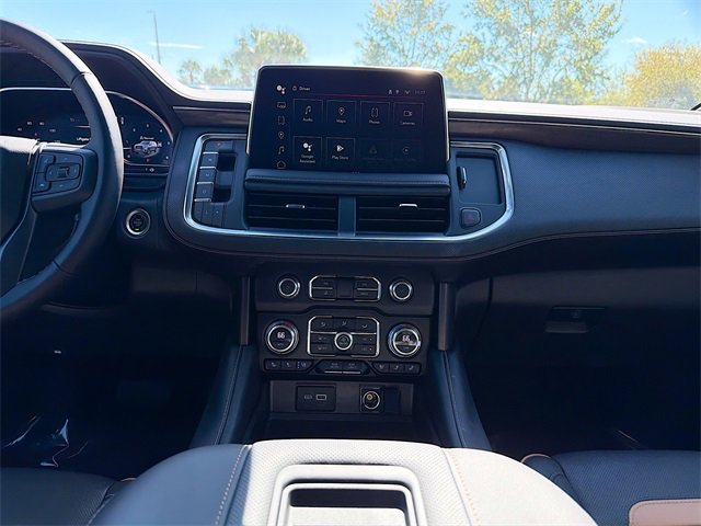 Used 2022 GMC Yukon XL AT4 image 20