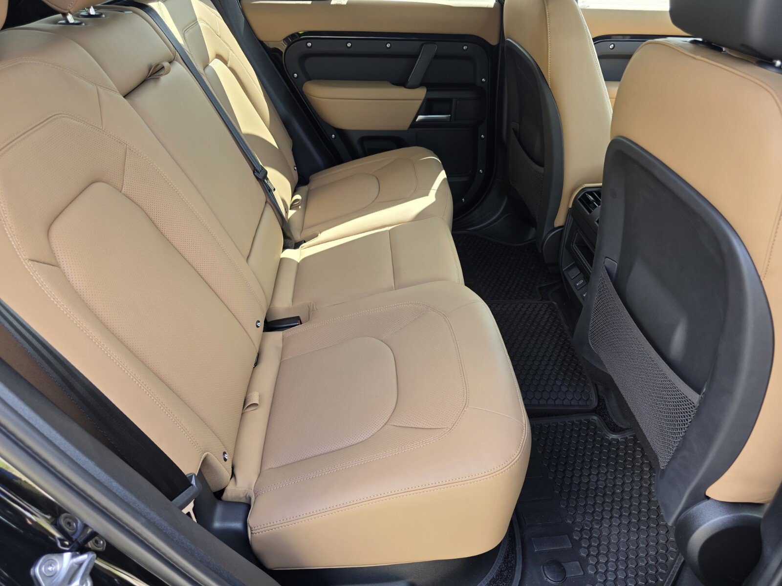 New 2026 Land Rover Defender 110 S AWD/4WD image 5