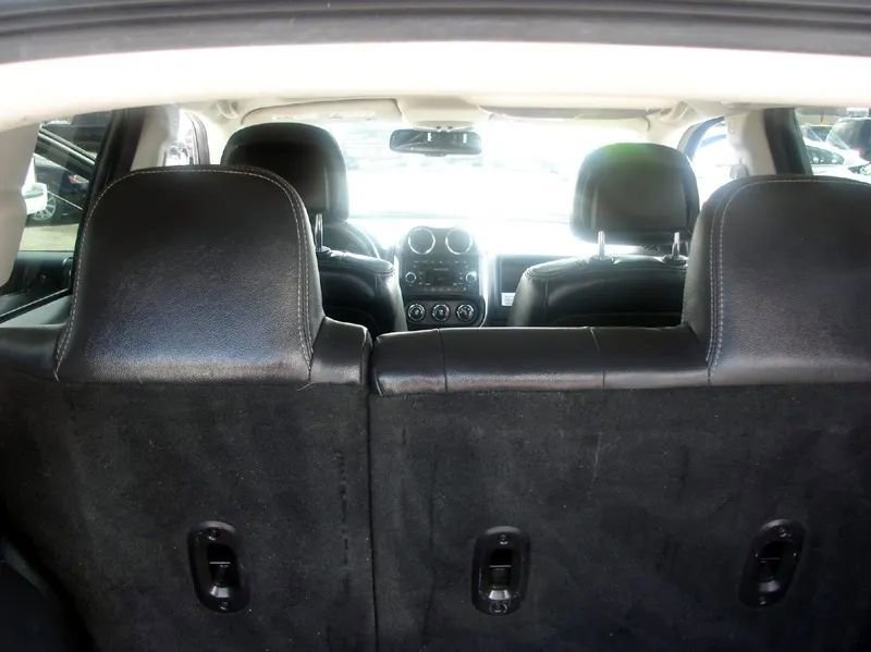 Used 2016 Jeep Compass High Altitude FWD image 21