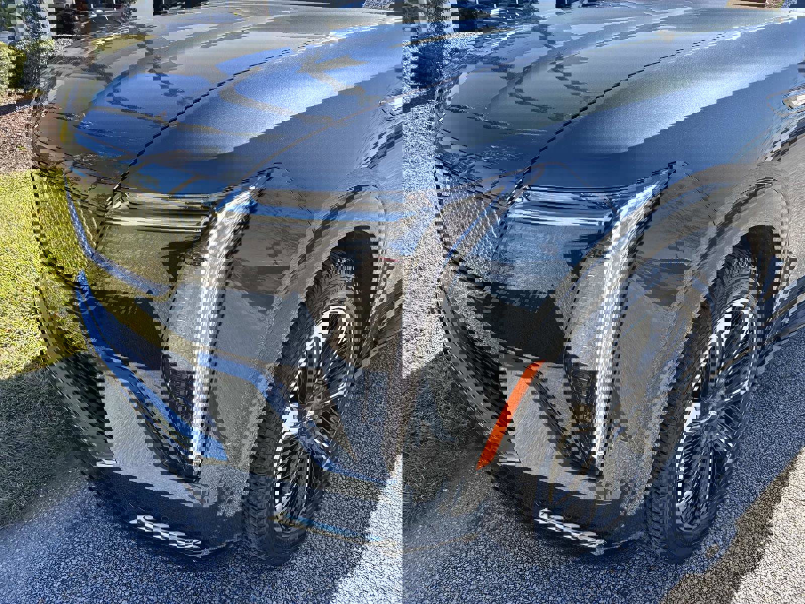 Used 2025 Cadillac Escalade IQ Sport 2 image 9