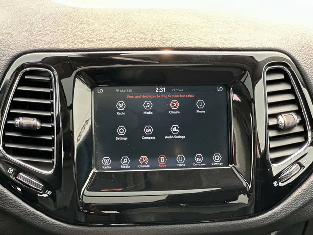 Used 2021 Jeep Compass Latitude w/ Sun and Sound Group AWD/4WD image 3