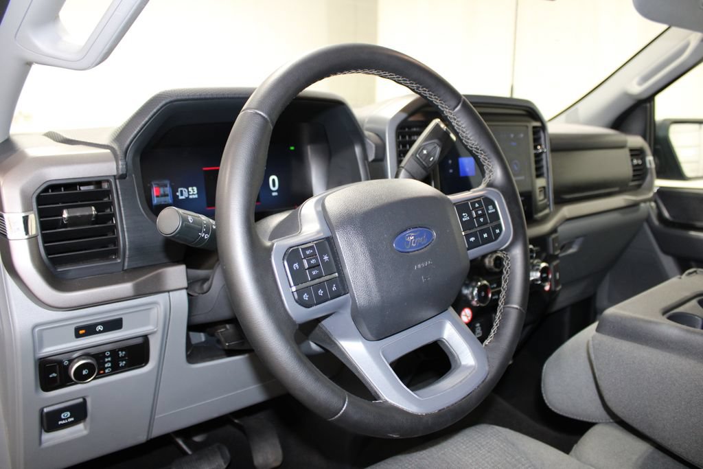 Used 2025 Ford F150 XLT w/ Equipment Group 301A Standard AWD/4WD image 18