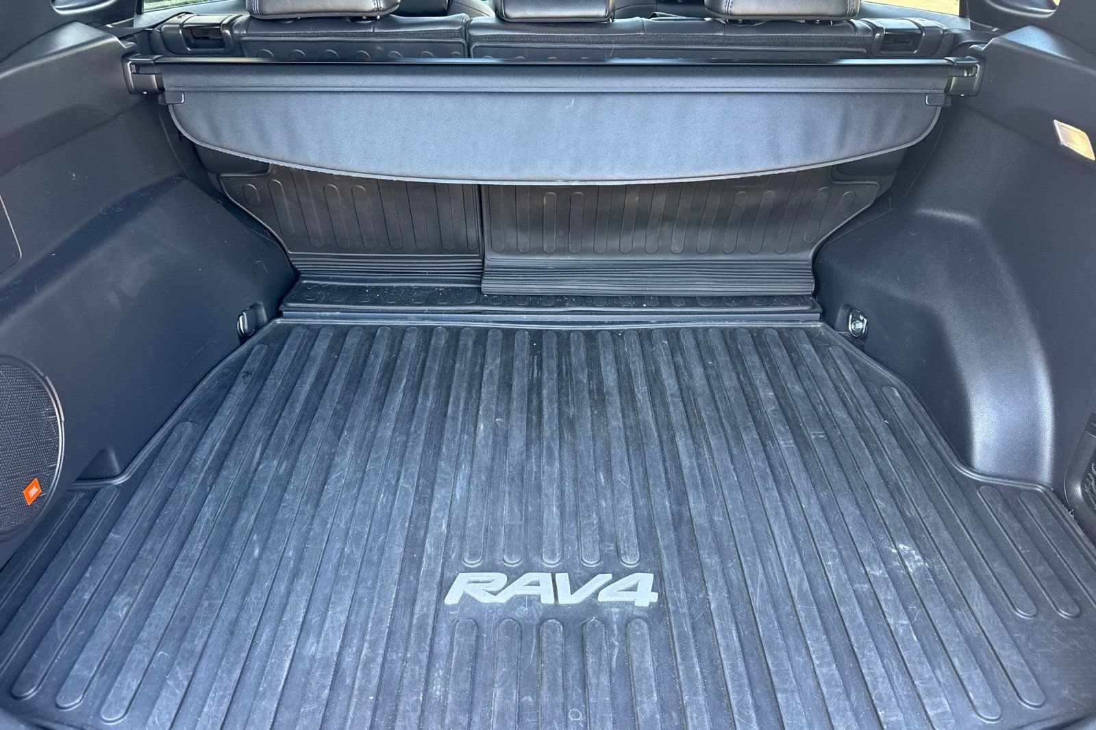 Certified 2022 Toyota RAV4 XSE AWD/4WD image 18