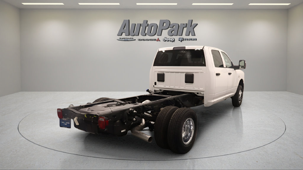 New 2026 RAM 3500 Tradesman w/ Chrome Appearance Group A AWD/4WD image 5