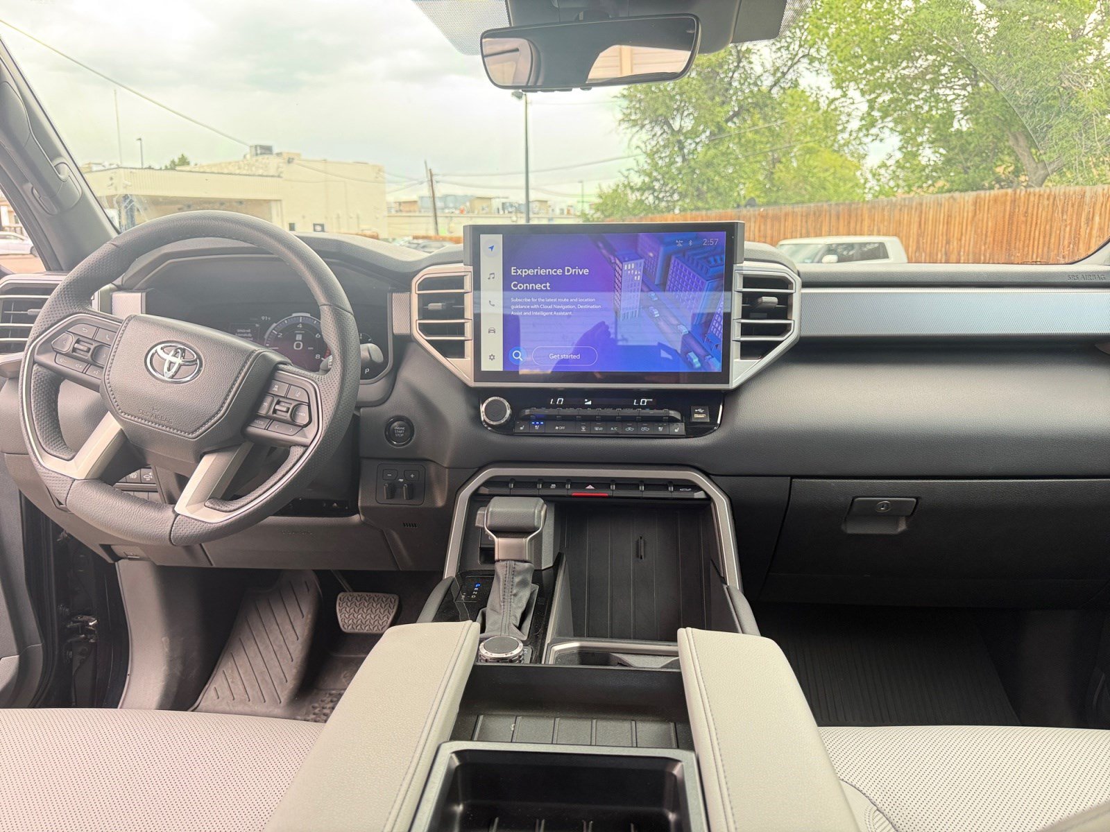 Used 2025 Toyota Tundra Limited AWD/4WD image 20