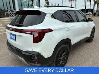 Used 2026 Kia Seltos EX w/ EX Sunroof Package FWD image 3
