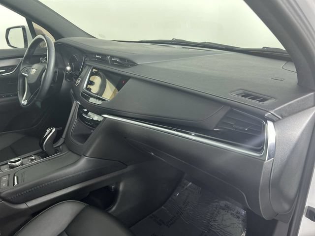 Certified 2022 Cadillac XT6 Luxury FWD image 30