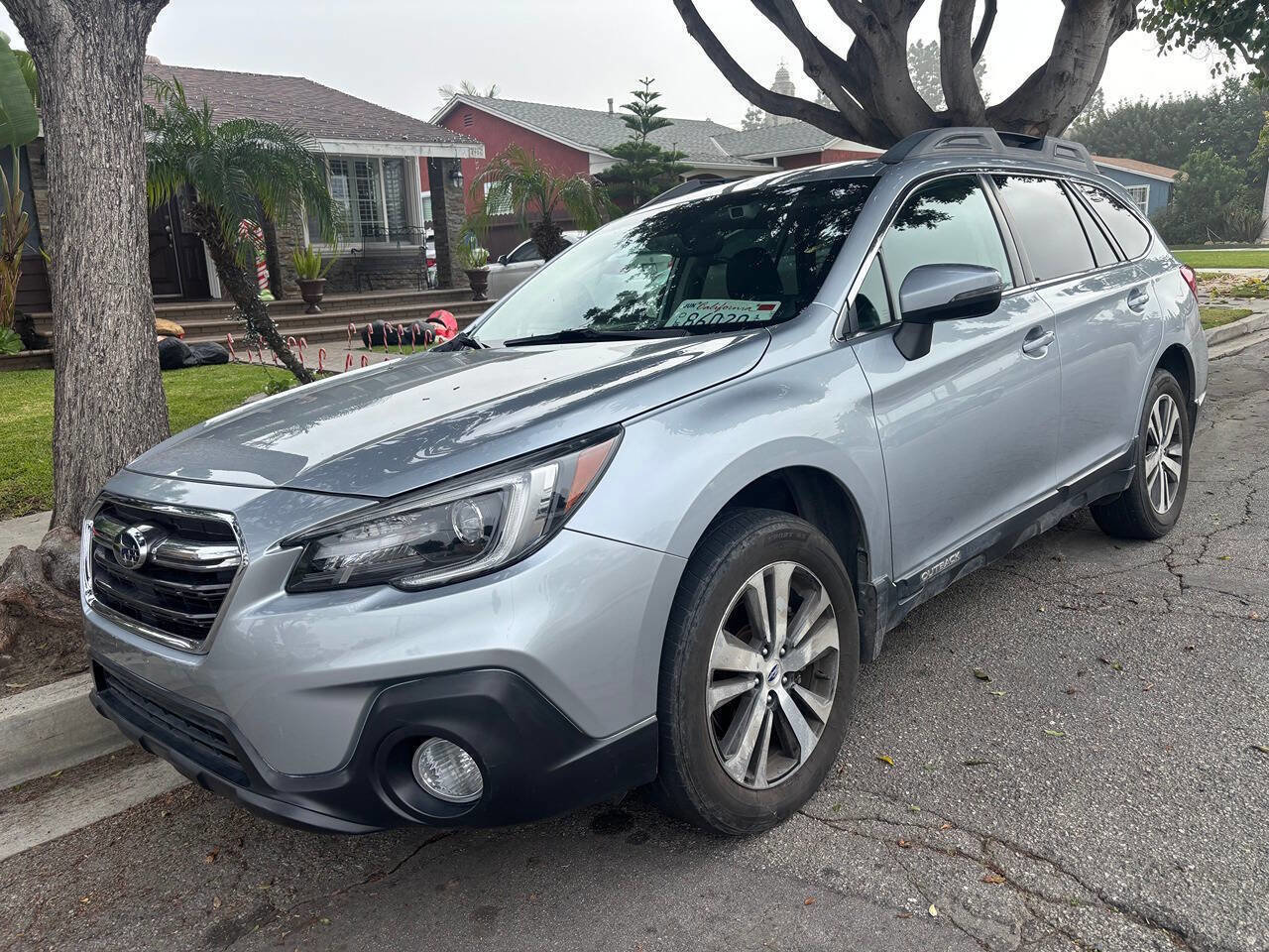 Used 2018 Subaru Outback 2.5i Limited image 1