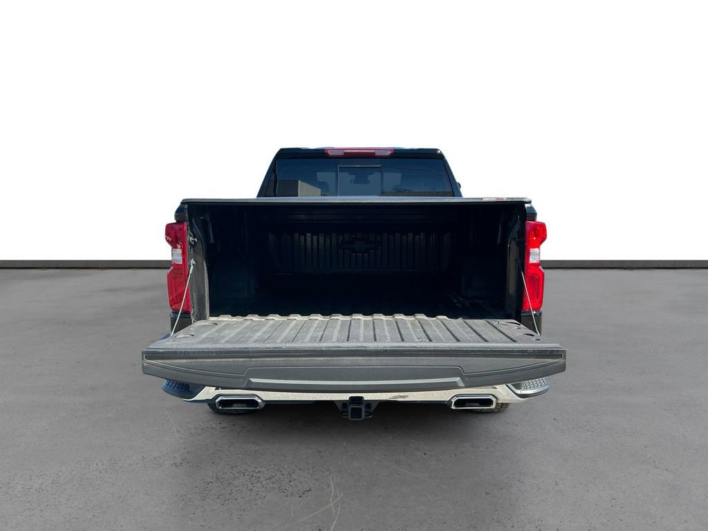 Used 2025 Chevrolet Silverado 1500 LTZ image 24