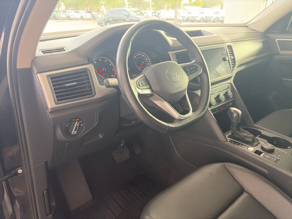 Used 2021 Volkswagen Atlas SE w/ Panoramic Sunroof Package AWD/4WD image 12