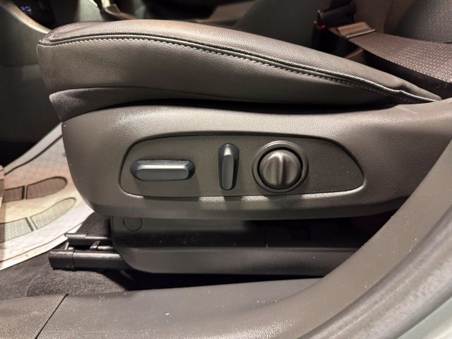 Used 2024 Buick Encore GX Preferred w/ Comfort Package AWD/4WD image 13