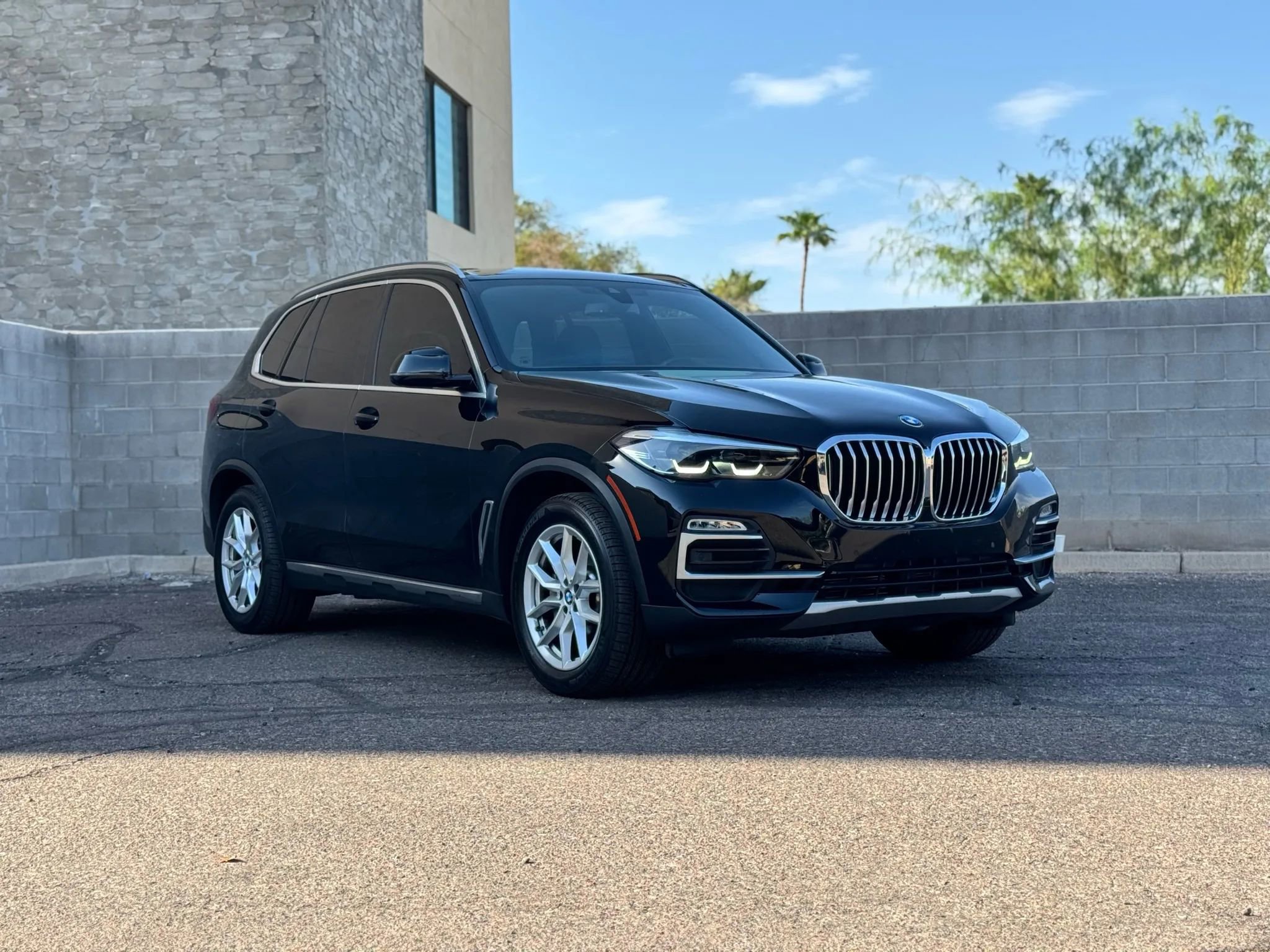 Used 2020 BMW X5 xDrive40i w/ Convenience Package