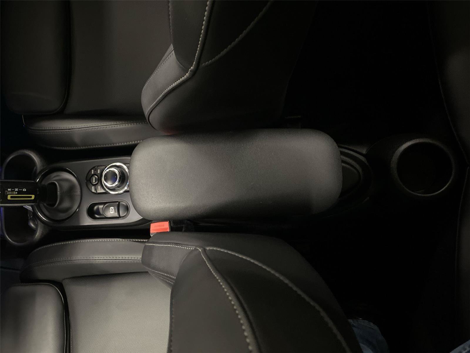 Used 2022 MINI Cooper SE FWD image 26