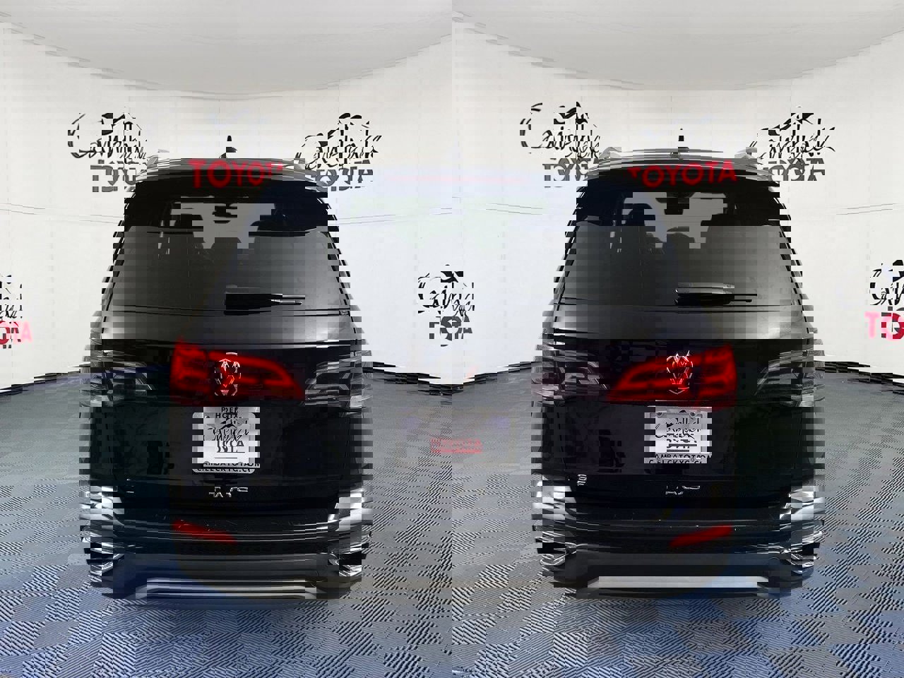 Used 2024 Volkswagen Taos SE image 6