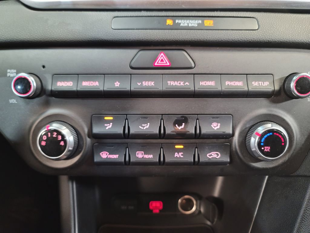 Used 2022 Kia Sportage LX image 15