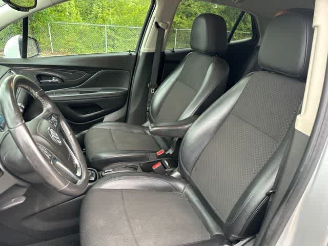 Used 2019 Buick Encore Preferred FWD image 3
