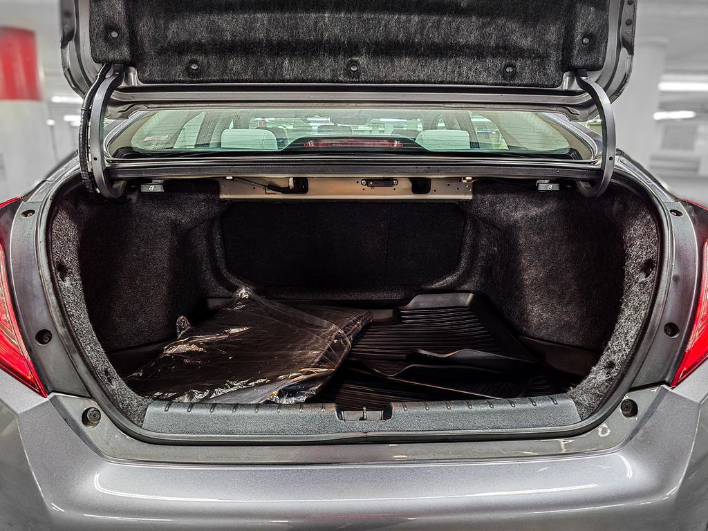 Used 2019 Honda Civic EX image 9