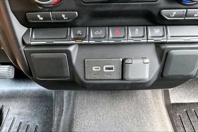 Used 2022 Chevrolet Silverado 1500 LT AWD/4WD image 24