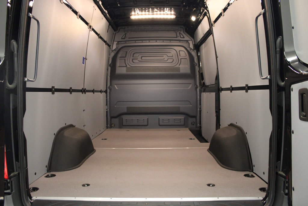 New 2024 Mercedes-Benz Sprinter 2500 image 15