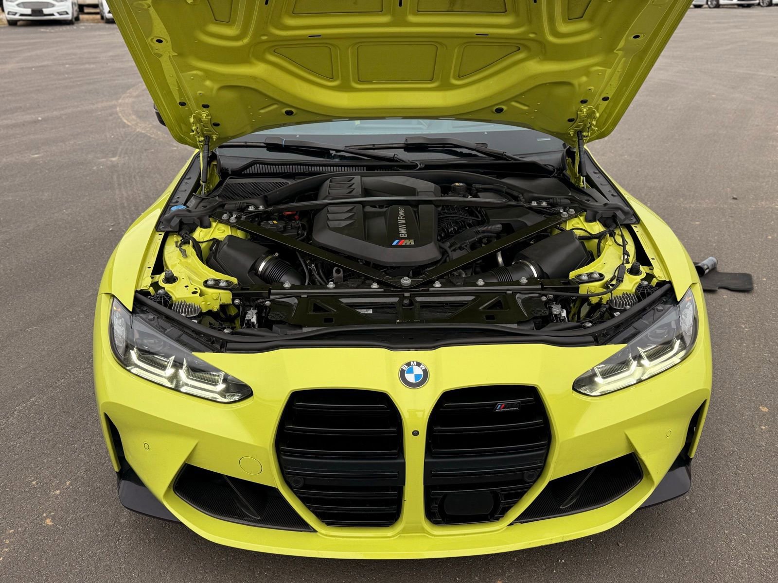 Used 2022 BMW M4 Competition w/ M Carbon Exterior Package image 57