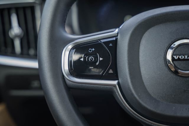 Certified 2023 Volvo S90 B6 Ultimate w/ Protection Package image 29