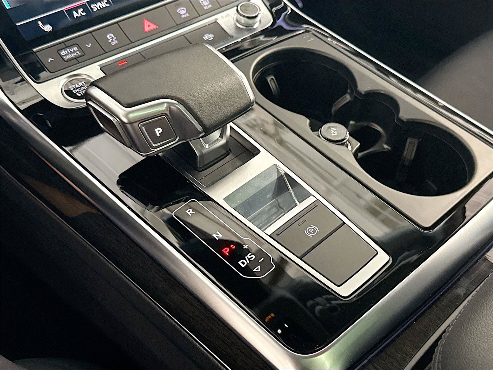 Certified 2022 Audi Q7 3.0T Premium AWD/4WD image 17