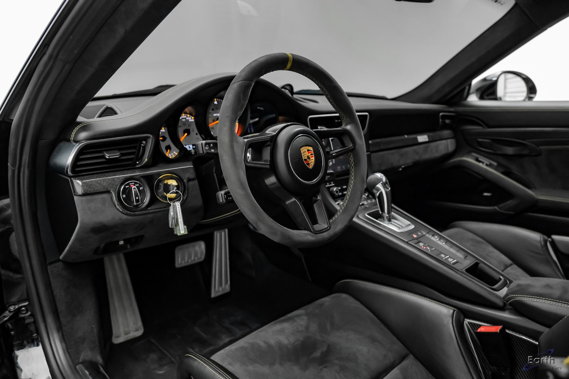 Used 2019 Porsche 911 GT2 RS w/ Weissach Package image 47