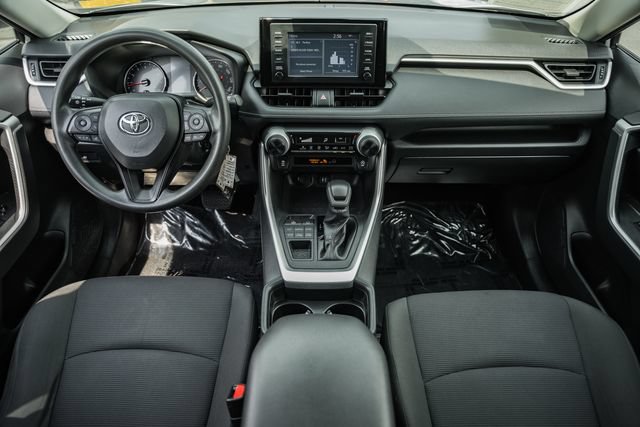 Used 2019 Toyota RAV4 LE w/ All Weather Liner Package AWD/4WD image 18