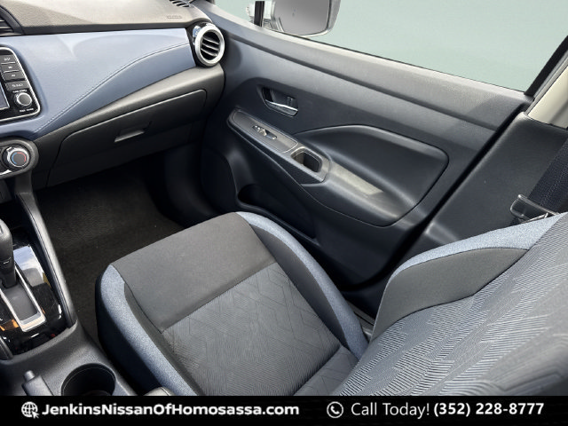 Certified 2023 Nissan Versa SV FWD image 27