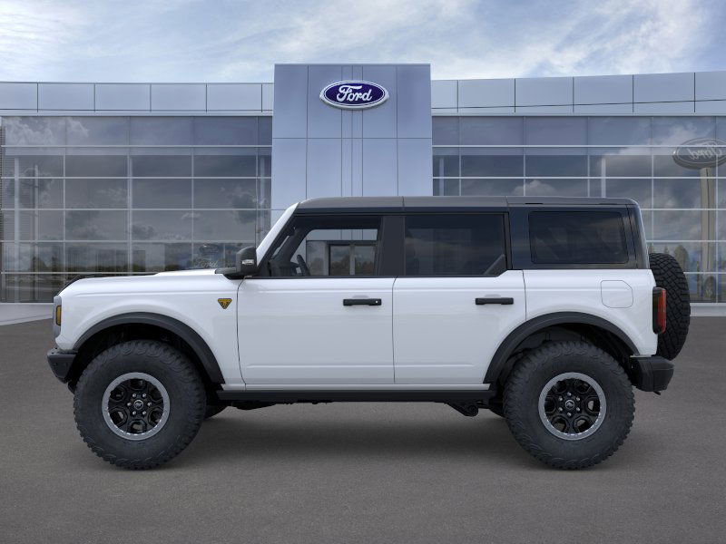 New 2025 Ford Bronco Badlands image 3
