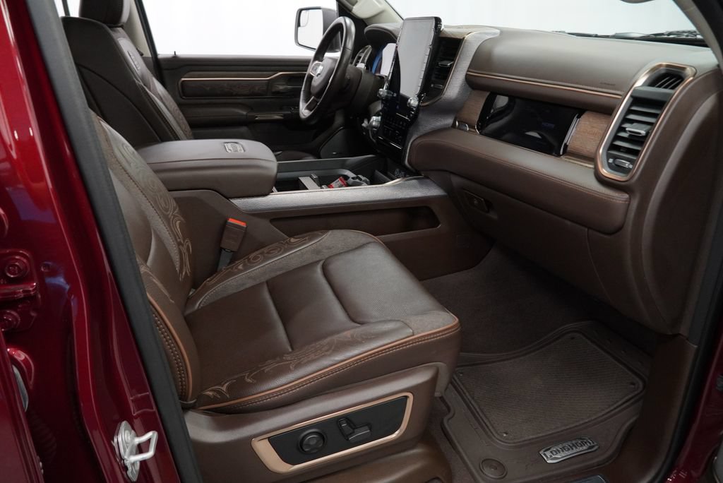 Used 2025 RAM 1500 Limited AWD/4WD image 47