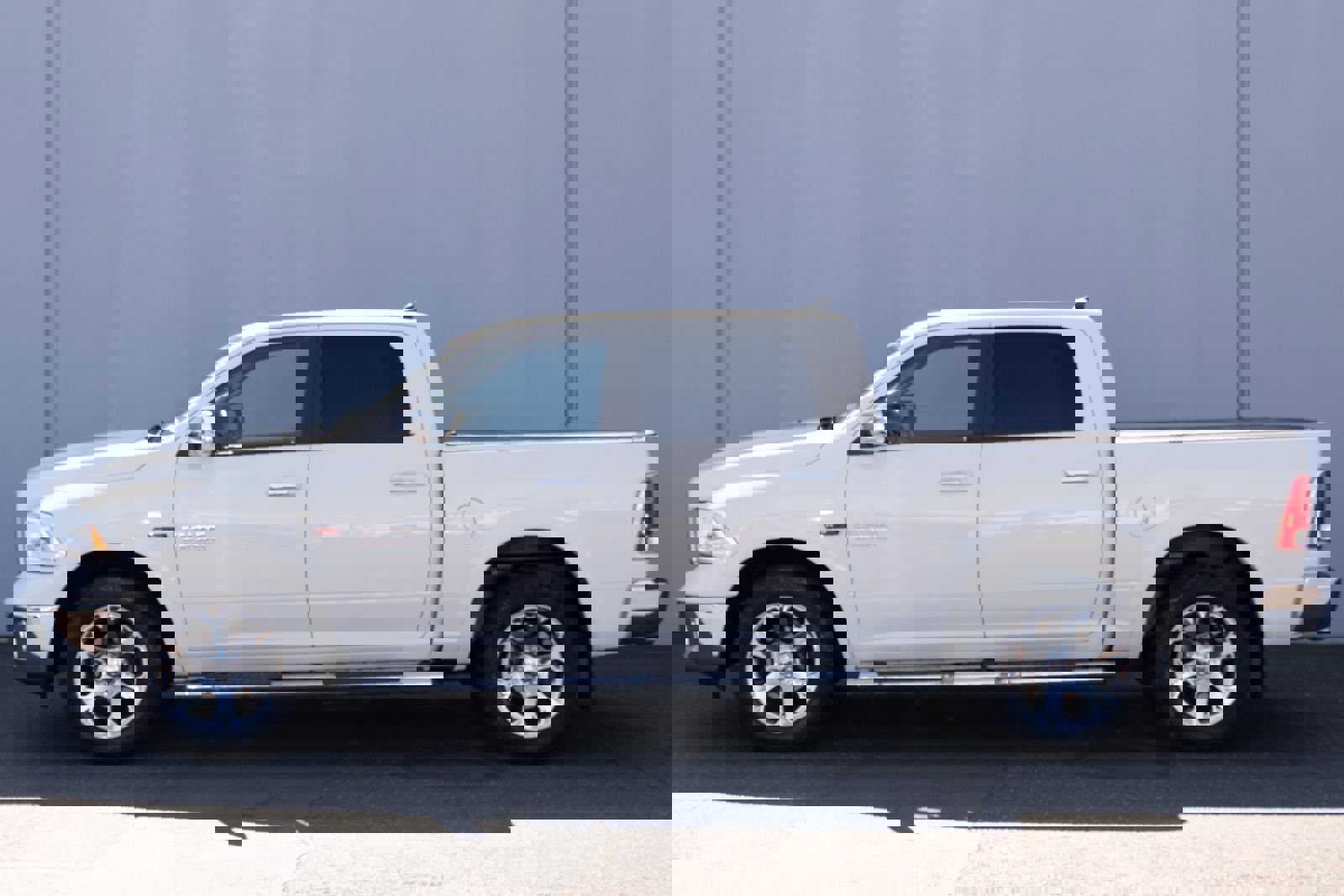 Used 2018 RAM 1500 Laramie w/ Convenience Group image 28