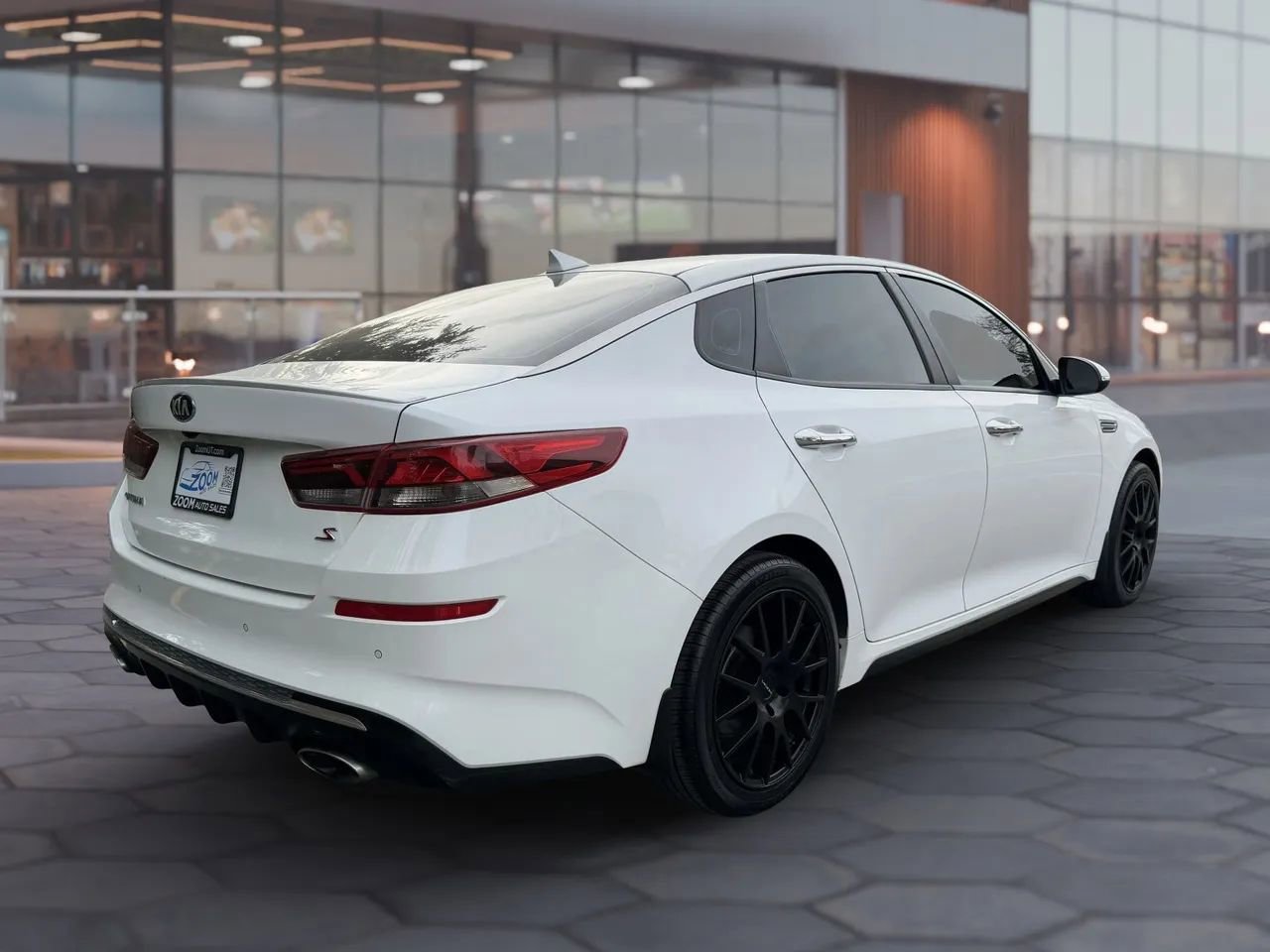 Used 2020 Kia Optima S image 10