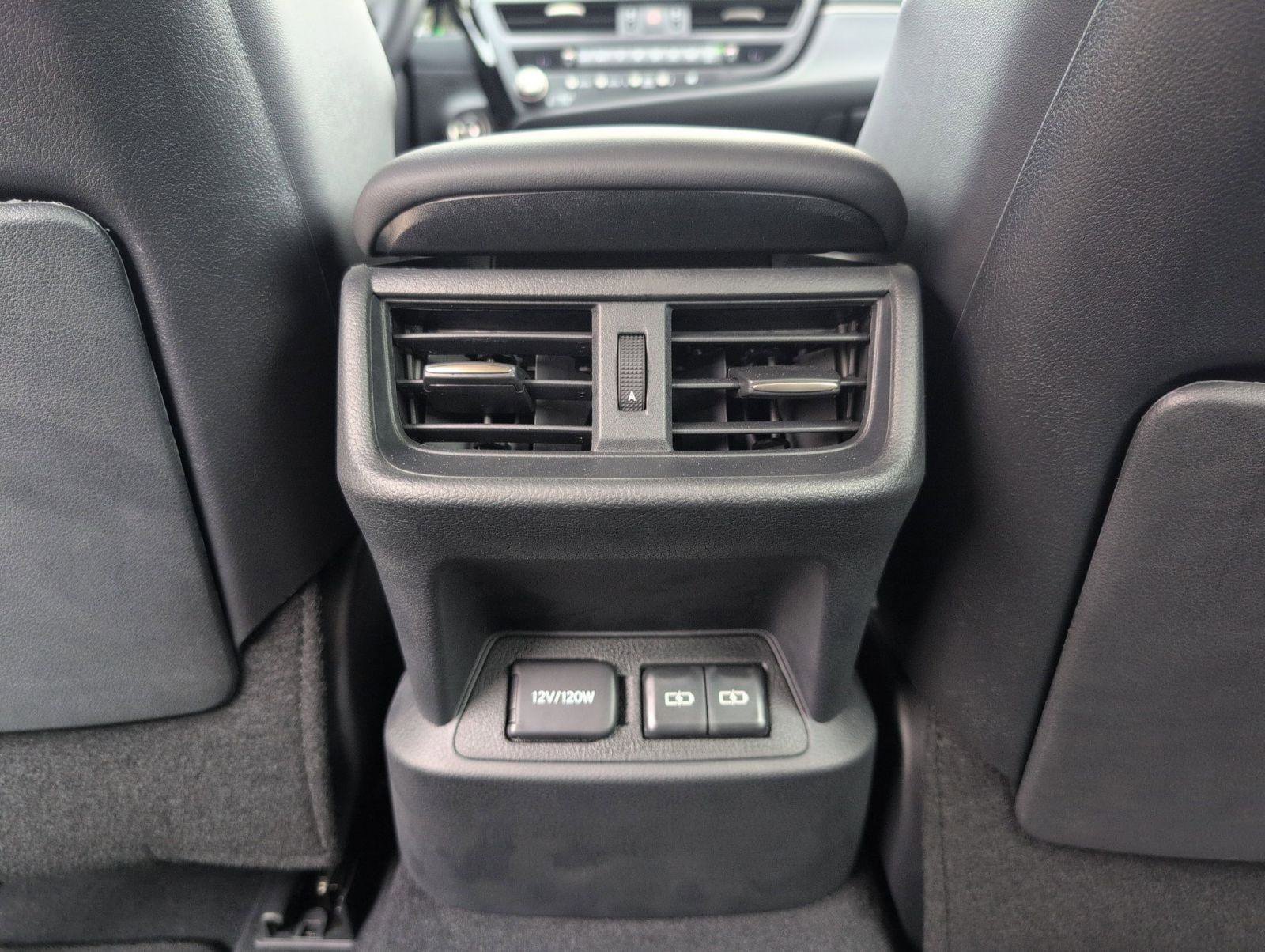 Certified 2025 Lexus ES 300h image 12