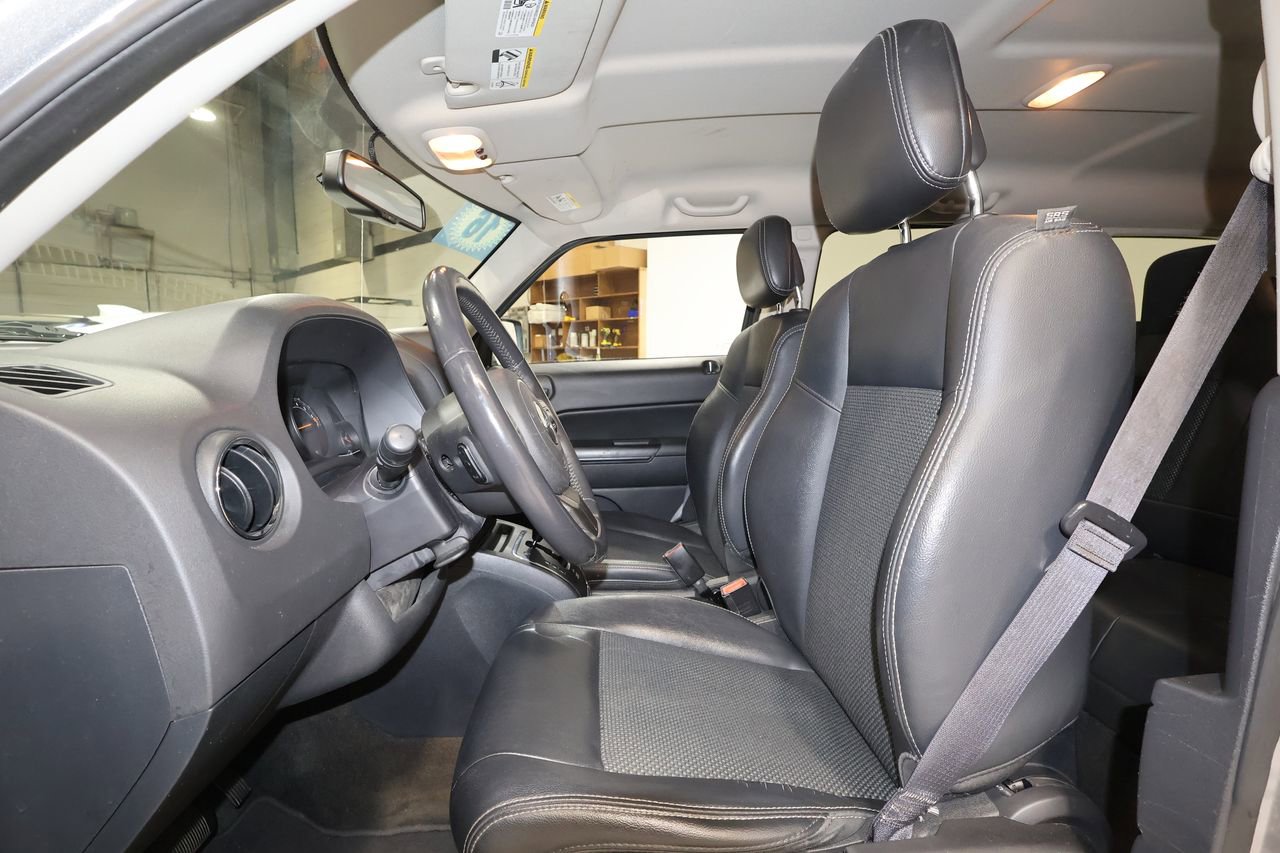 Used 2016 Jeep Patriot Sport w/ Power Value Group image 13
