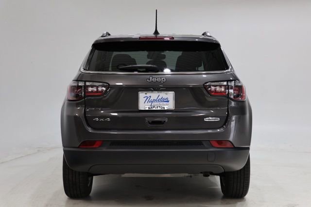 Used 2022 Jeep Compass Latitude w/ Convenience Group AWD/4WD image 6