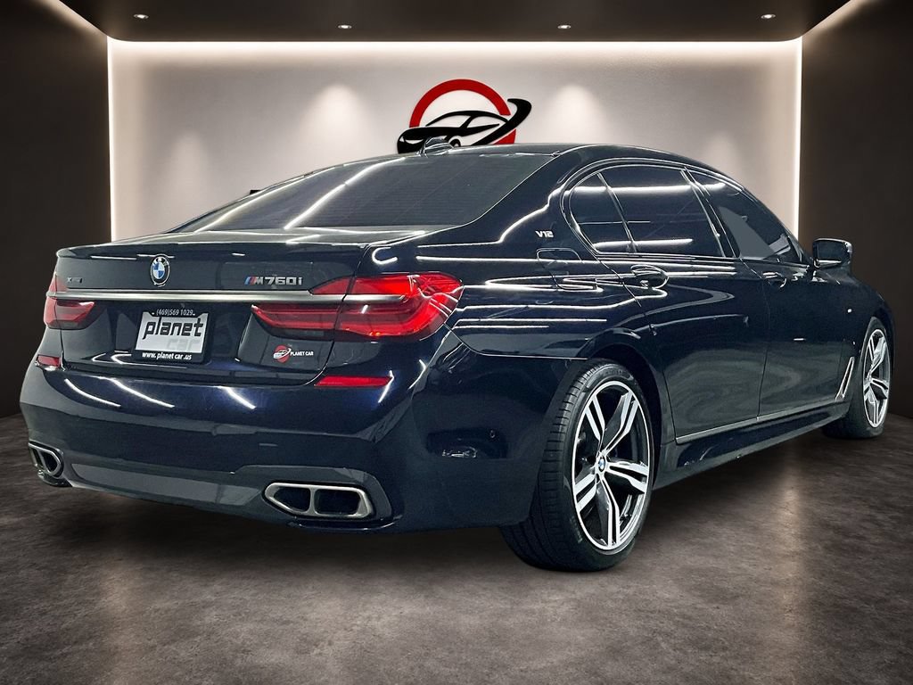 Used 2018 BMW M760i xDrive AWD/4WD image 7