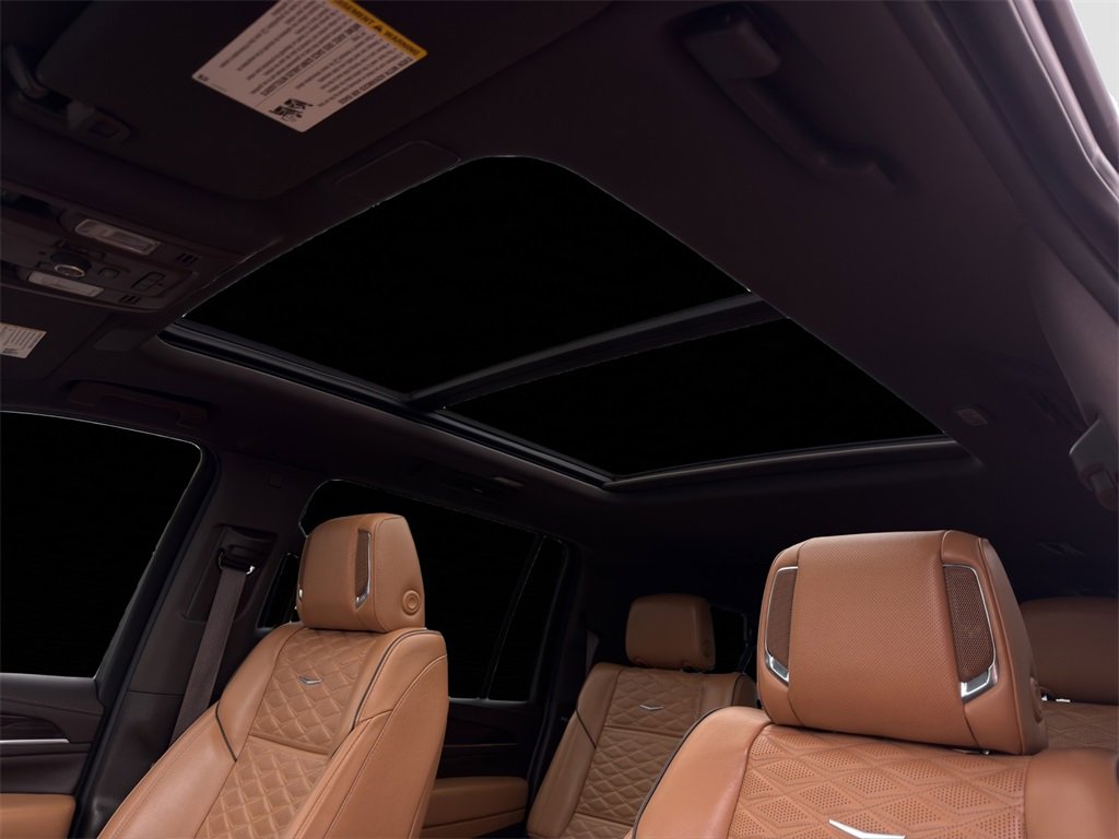 Used 2023 Cadillac Escalade ESV Premium Luxury image 24