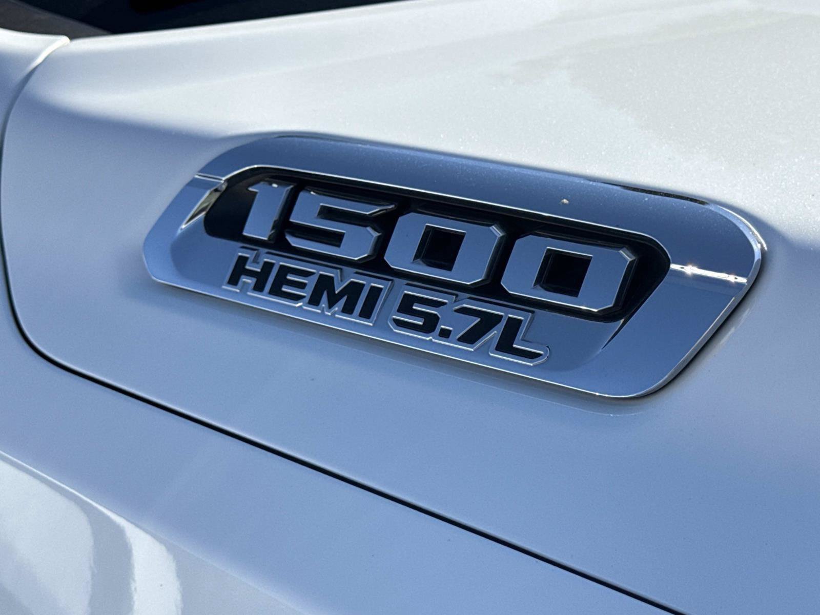 Used 2019 RAM 1500 Limited AWD/4WD image 6