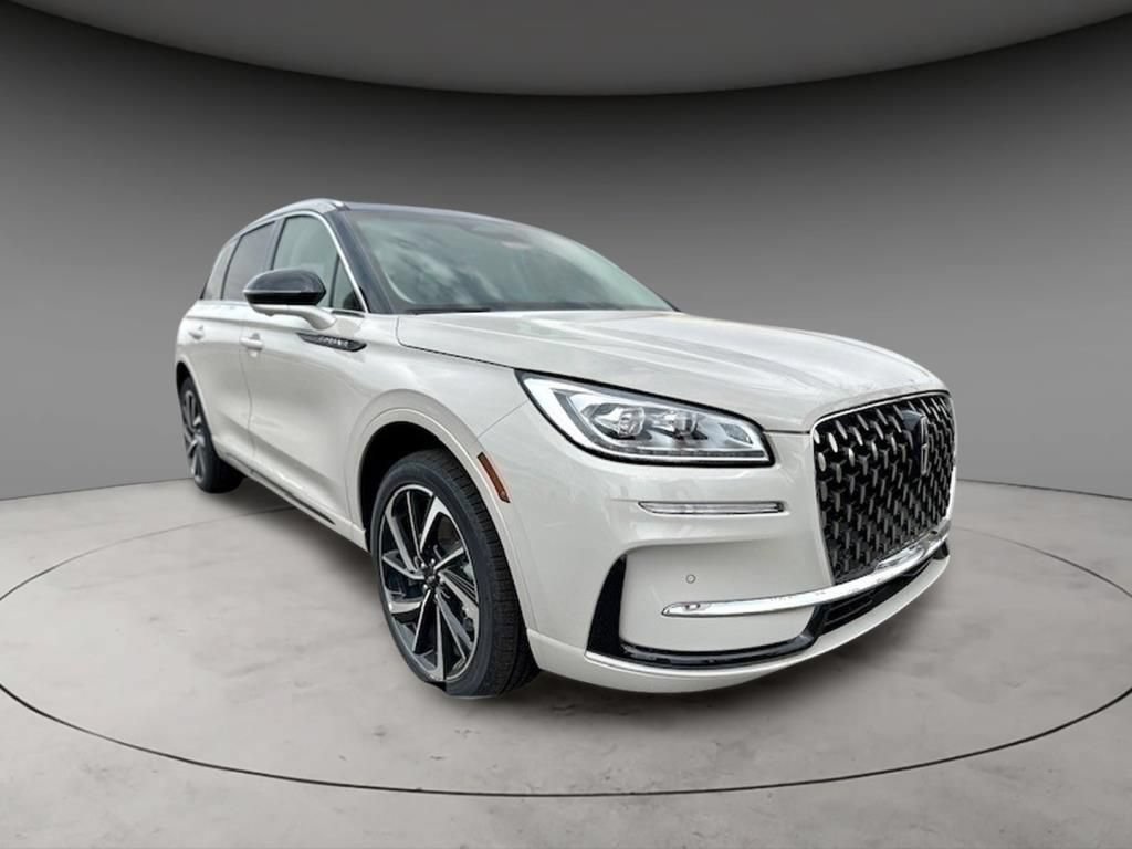 New 2024 Lincoln Corsair Grand Touring w/ Equipment Group 301A AWD/4WD image 3