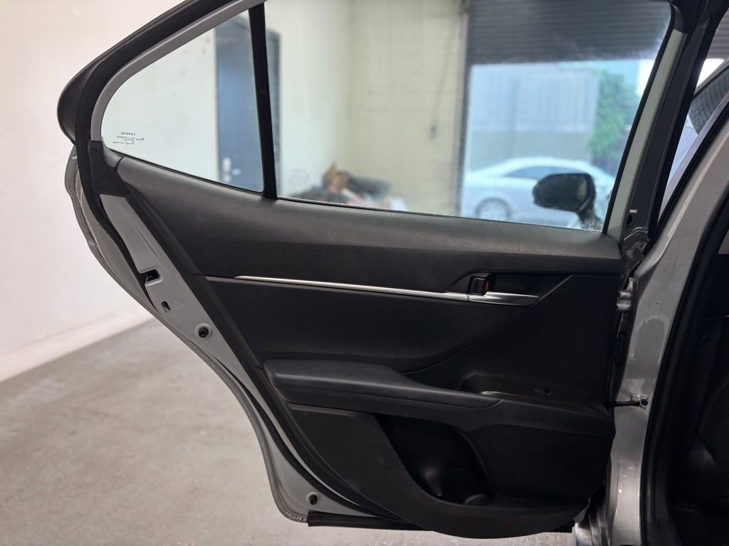 Used 2022 Toyota Camry LE image 14