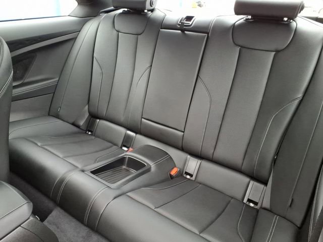Used 2024 BMW M240i xDrive Coupe AWD/4WD image 6