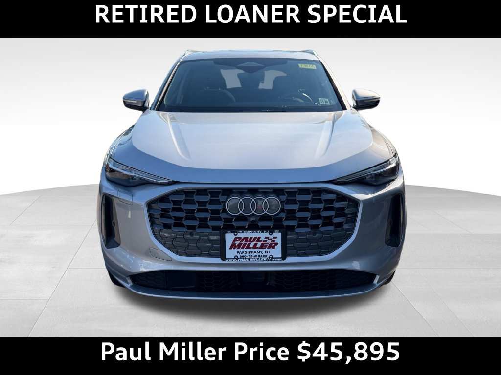Used 2025 Audi Q5 Premium Plus w/ Premium Plus AWD/4WD image 2