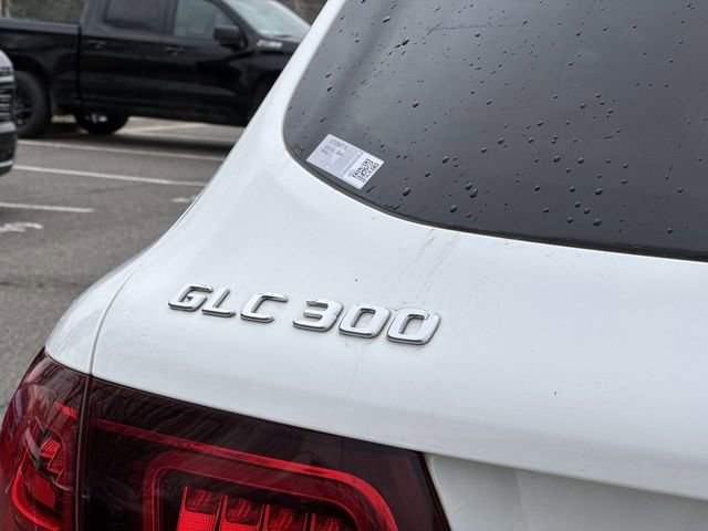 Used 2020 Mercedes-Benz GLC 300 4MATIC w/ Multimedia Package image 29
