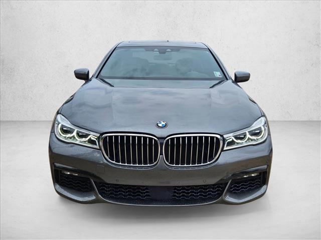 Used 2018 BMW 750i xDrive video 2