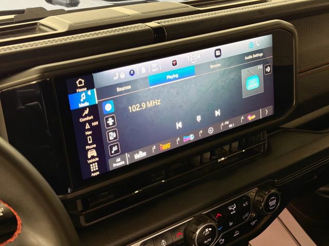 Used 2024 Jeep Wrangler Unlimited Rubicon image 15