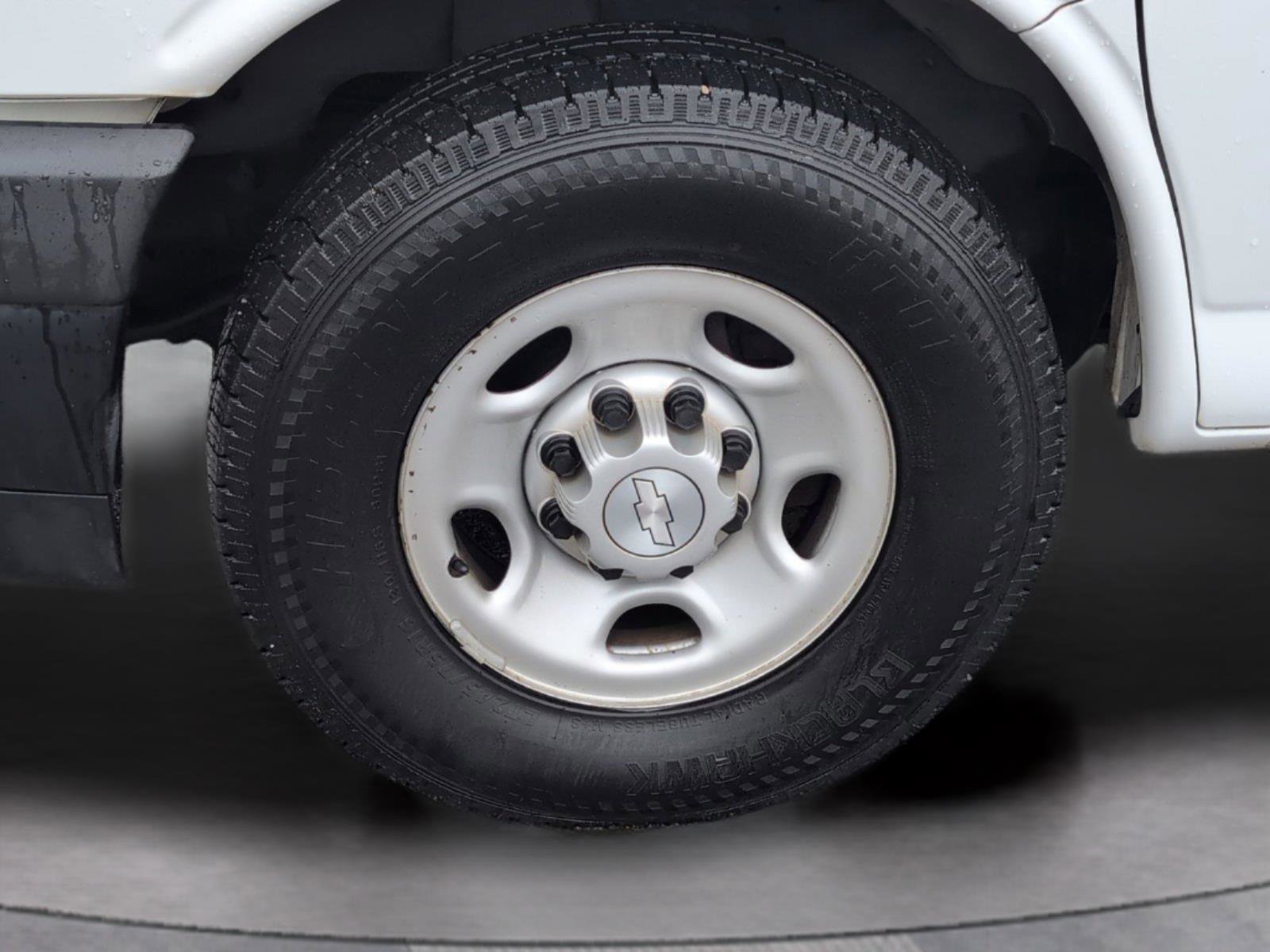 Used 2019 Chevrolet Express 2500 w/ Driver Convenience Package image 11